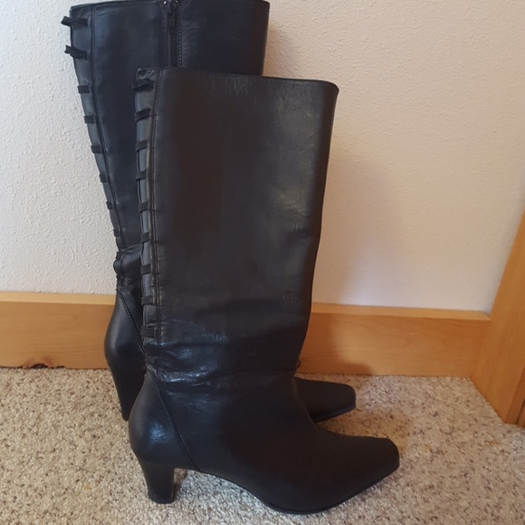 Dressy leather boots - Picture 1 of 6